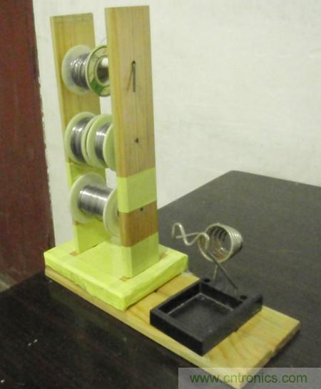 成本幾乎為零，三層錫絲架DIY