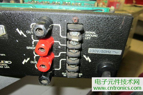 用料很給力！專業(yè)后級(jí)功放美國(guó)高峰FA1201拆解