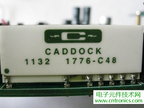 拆全球首款！安捷倫OLED手持式數(shù)字萬(wàn)用表拆解