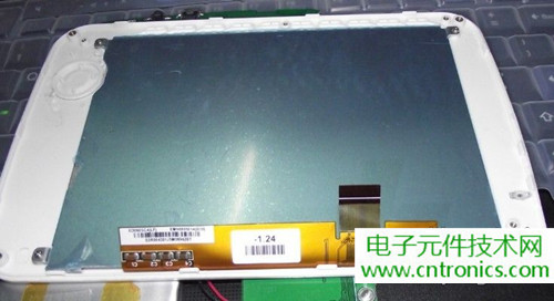 探秘電子紙！一款電紙書的電子墨水屏拆解