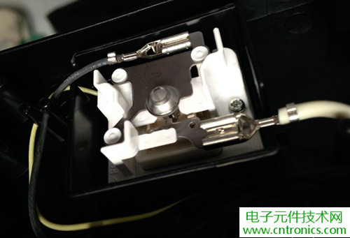 PM2.5殺手！松下納米水離子空氣凈化器拆解