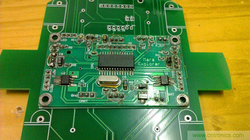 牛人力作！PCB版藍(lán)牙智能小車DIY