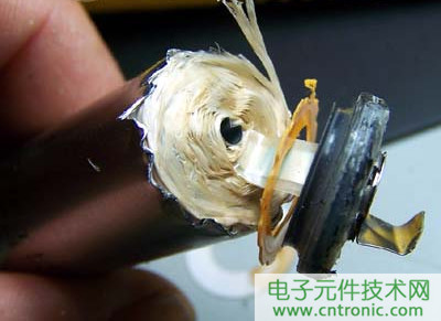 筆記本電池拆解，探秘電池內(nèi)部結(jié)構(gòu)