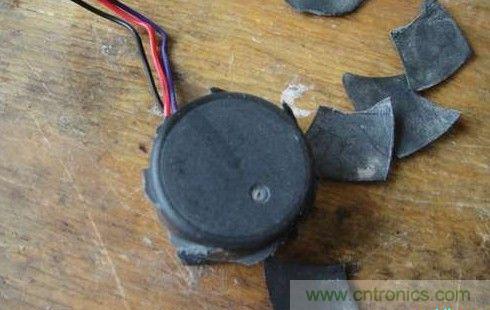 創(chuàng)意DIY！迷你風(fēng)力發(fā)電機！