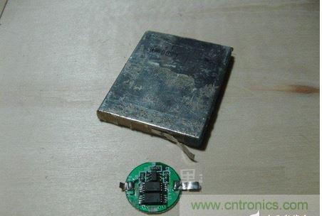 DIY頭戴式藍(lán)牙耳機(jī)，