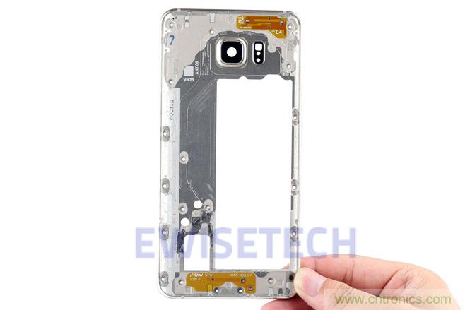 Galaxy Note5拆解，與S系列差距日漸模糊