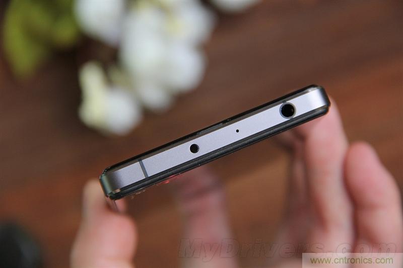 無邊框的 nubia Z9 ，一款既有驚喜，又有驚艷的智能手機(jī)