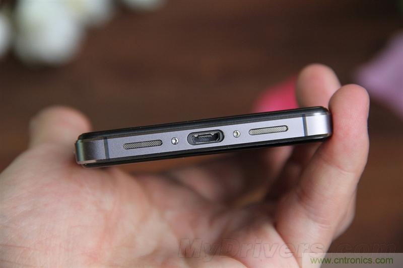 無邊框的 nubia Z9 ，一款既有驚喜，又有驚艷的智能手機(jī)