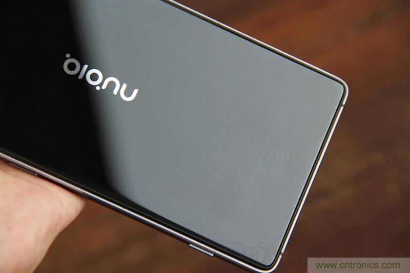 無邊框的 nubia Z9 ，一款既有驚喜，又有驚艷的智能手機(jī)