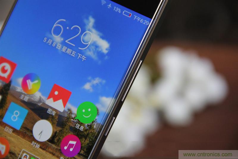 無邊框的 nubia Z9 ，一款既有驚喜，又有驚艷的智能手機(jī)
