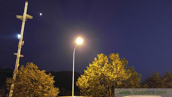 業(yè)界良心 LG V10 評(píng)測(cè):剛毅、冷峻，不失人性化