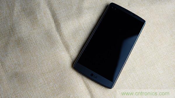 業(yè)界良心 LG V10 評(píng)測(cè):剛毅、冷峻，不失人性化