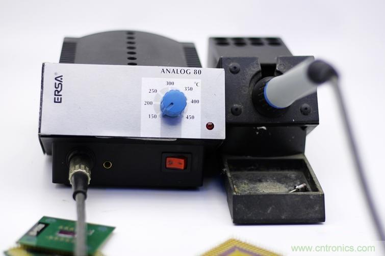 一款能喚起 70 后工程師朋友“童年趣事”的迷你電烙鐵！