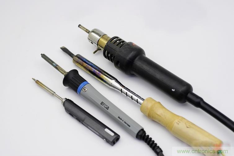 一款能喚起 70 后工程師朋友“童年趣事”的迷你電烙鐵！