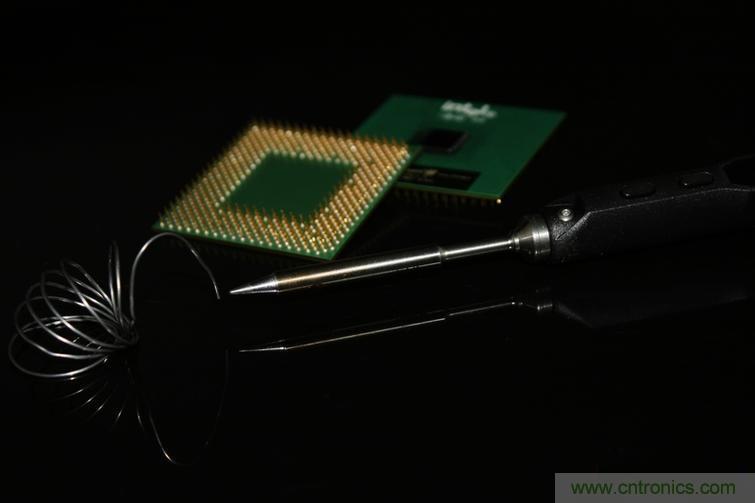 一款能喚起 70 后工程師朋友“童年趣事”的迷你電烙鐵！