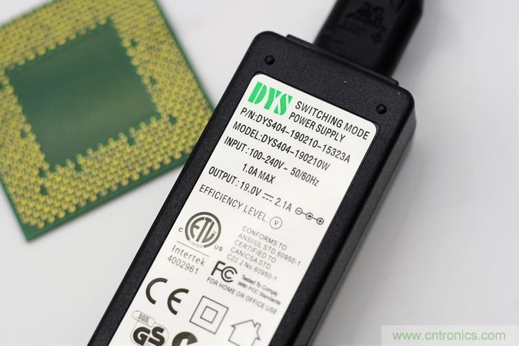 一款能喚起 70 后工程師朋友“童年趣事”的迷你電烙鐵！