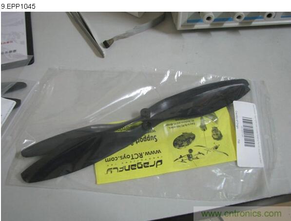 無人機 DIY 制作全過程，酷得不要不要的！