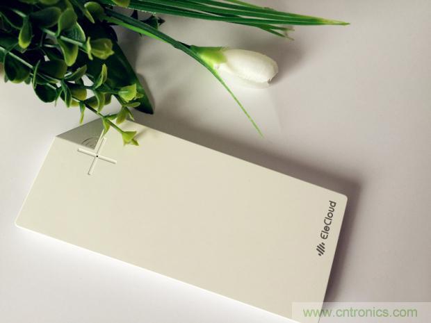 長虹流云智能電源，集“充電”+“存儲”于一身