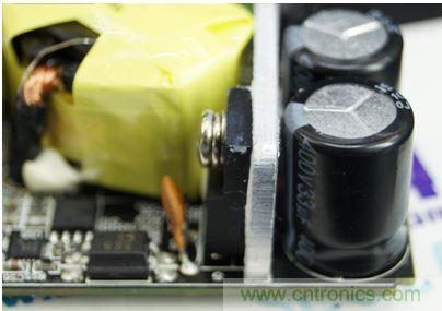 69元小米4口USB充電器詳細拆解，看完你也能DIY一個