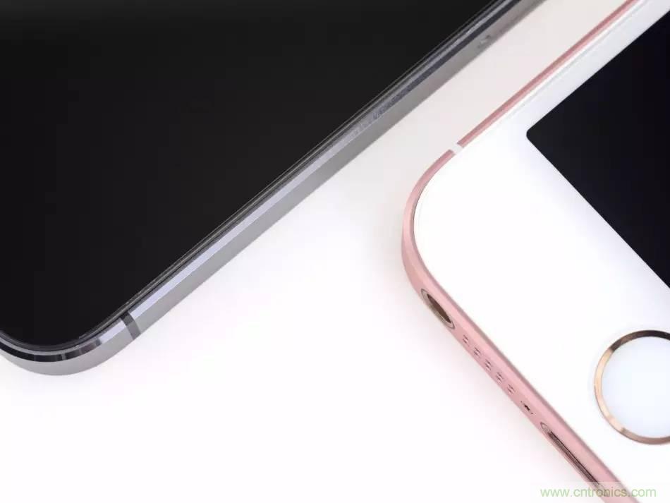有什么地方沒有變？iPhone SE真機拆解