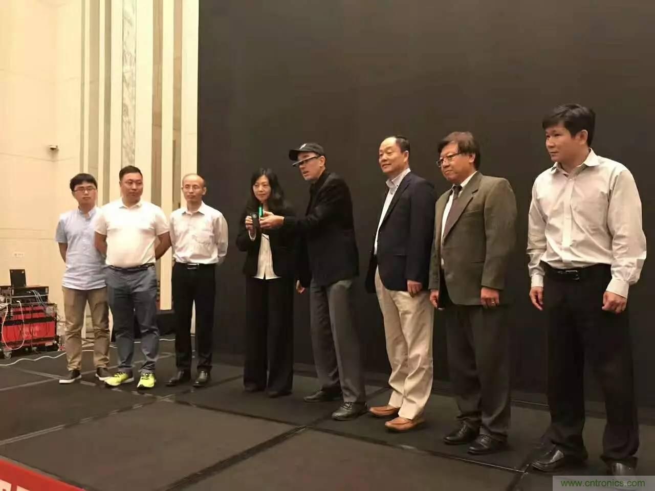 深圳要聞|全球可穿戴之父Steve Mann來(lái)深圳了！2017深圳智能穿戴,VR/AR前沿技術(shù)論壇暨開(kāi)發(fā)者交流酒會(huì)