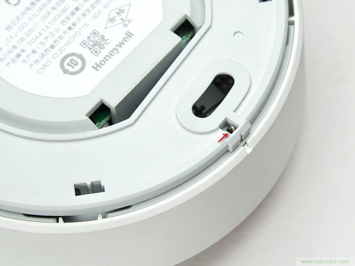 小米煙霧報警器拆解：一顆電池可用五年是如何做到的？