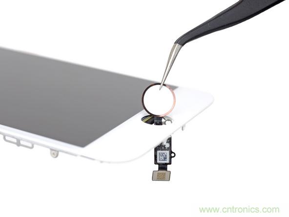 iPhone 8首拆：無線充電版本的iPhone 7？