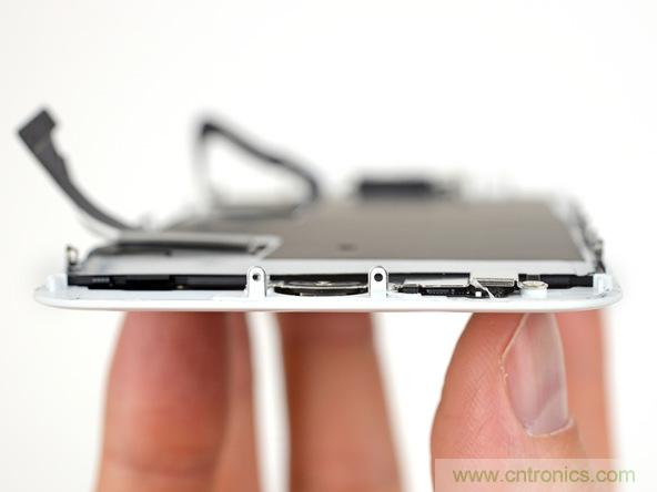 iPhone 8首拆：無線充電版本的iPhone 7？