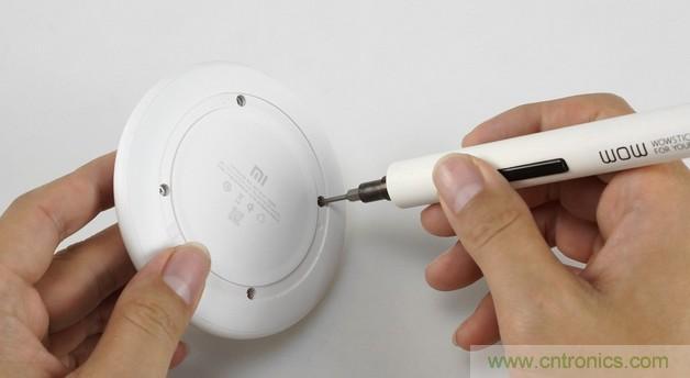 拆解對比：系出同門，小米、紫米無線充電器的差別有多大？