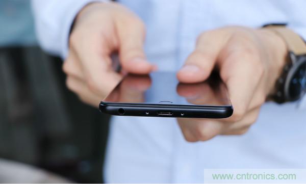 魅族M15拆解：做工精致，壓感Home鍵采用中國(guó)芯