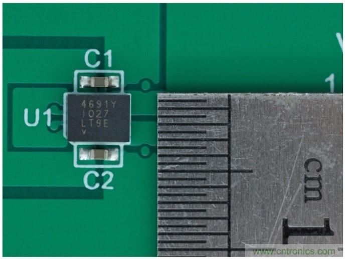3.6V輸入、雙路輸出µModule降壓穩(wěn)壓器以3mm × 4mm小尺寸為每通道提供2A電流