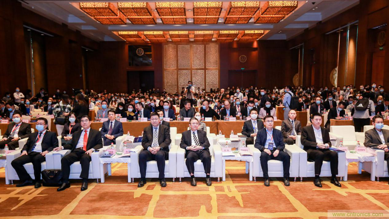 2020年松山湖功能區(qū)投資推介會成功舉辦，攬資350億發(fā)力新經(jīng)濟(jì)新產(chǎn)業(yè)